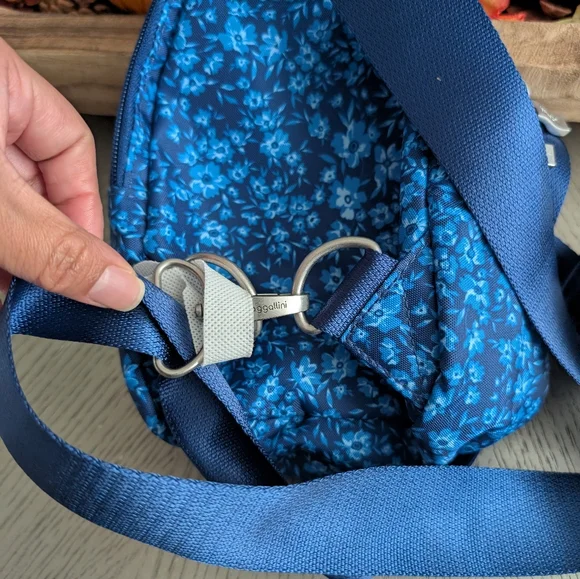 BaggalliniFloral Backpack in Blue